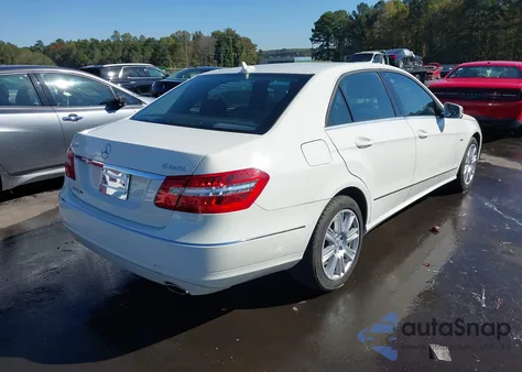 2012 Mercedes-Benz E 350 4Matic из США, поврежденный, VIN WDDHF8JBXCA547183